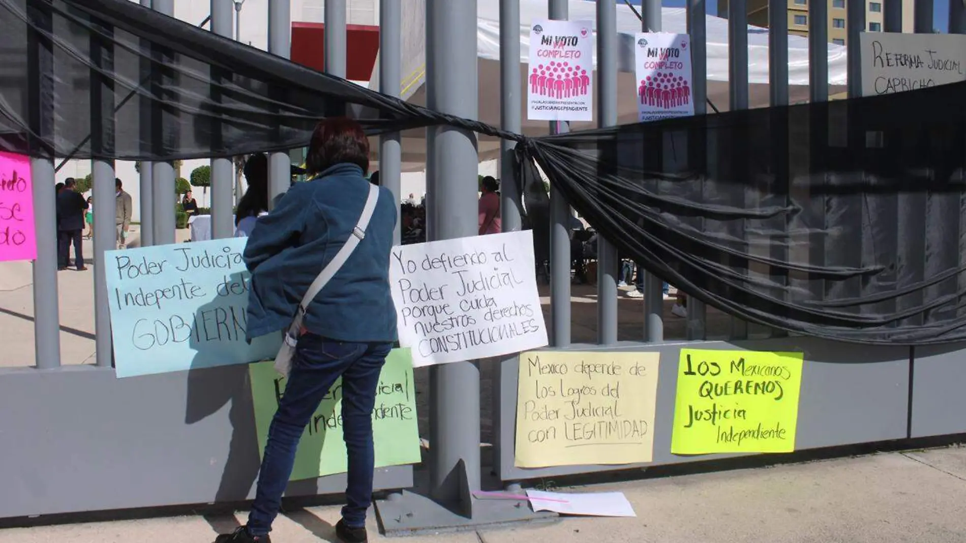 Protesta empleados del Poder Judicial de la Federación